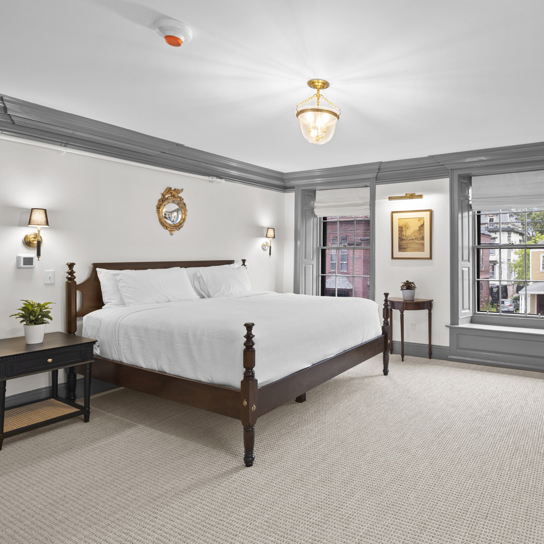 Suite 202 – two-bedroom suite-sq